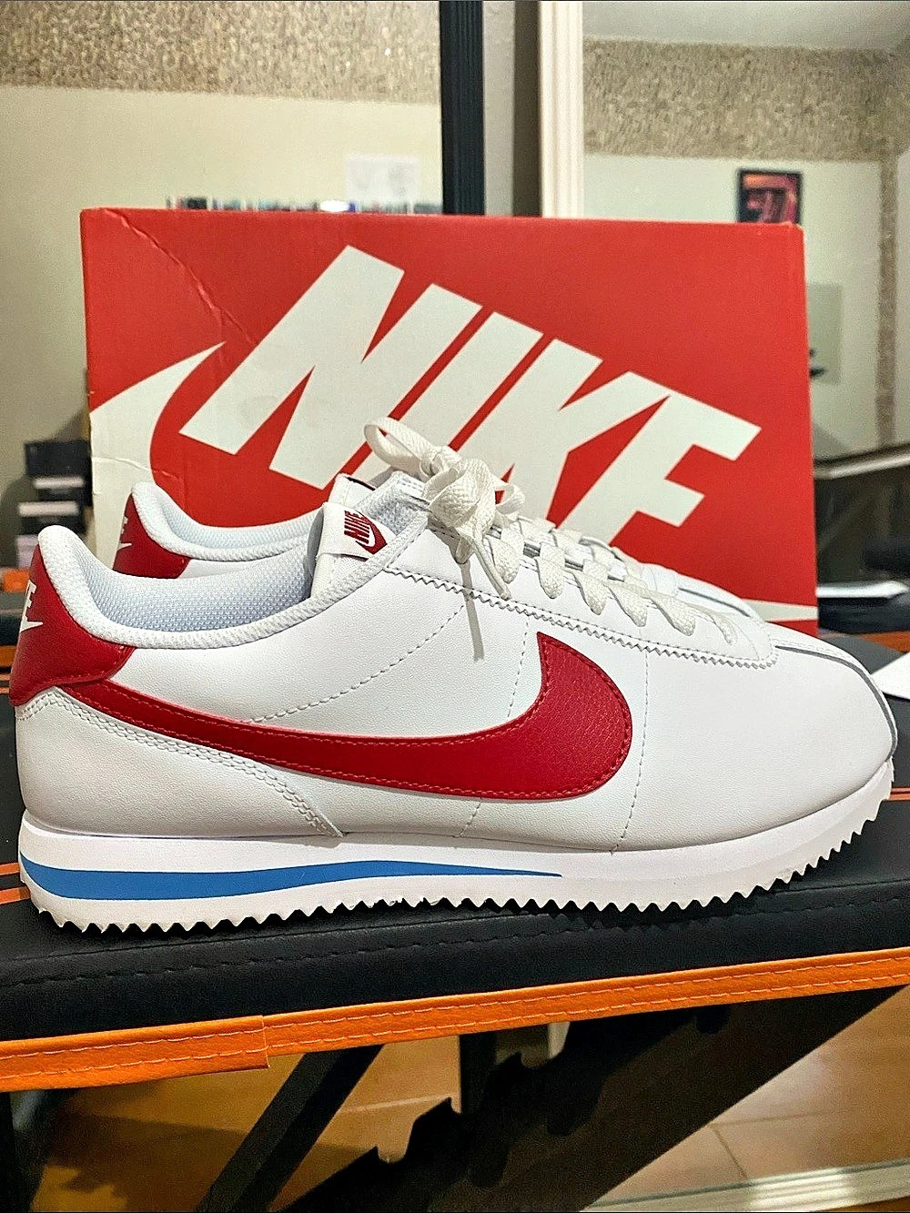 Nike Cortez Leather Women's Sneakers White & Red US 8.5 Like New